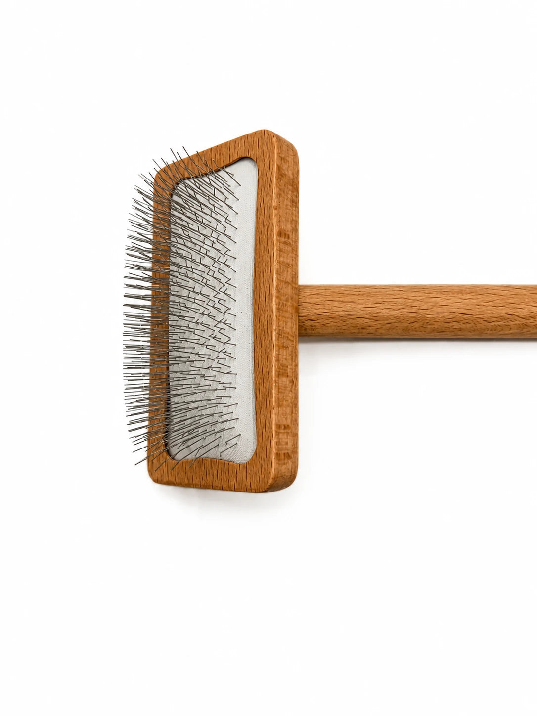 Small Slicker Brush – Metal Pins Close-up